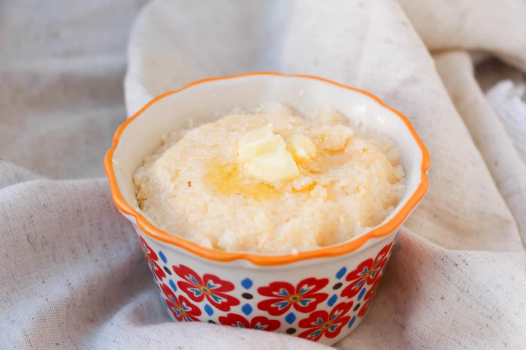 Instant Pot Cheesy Grits