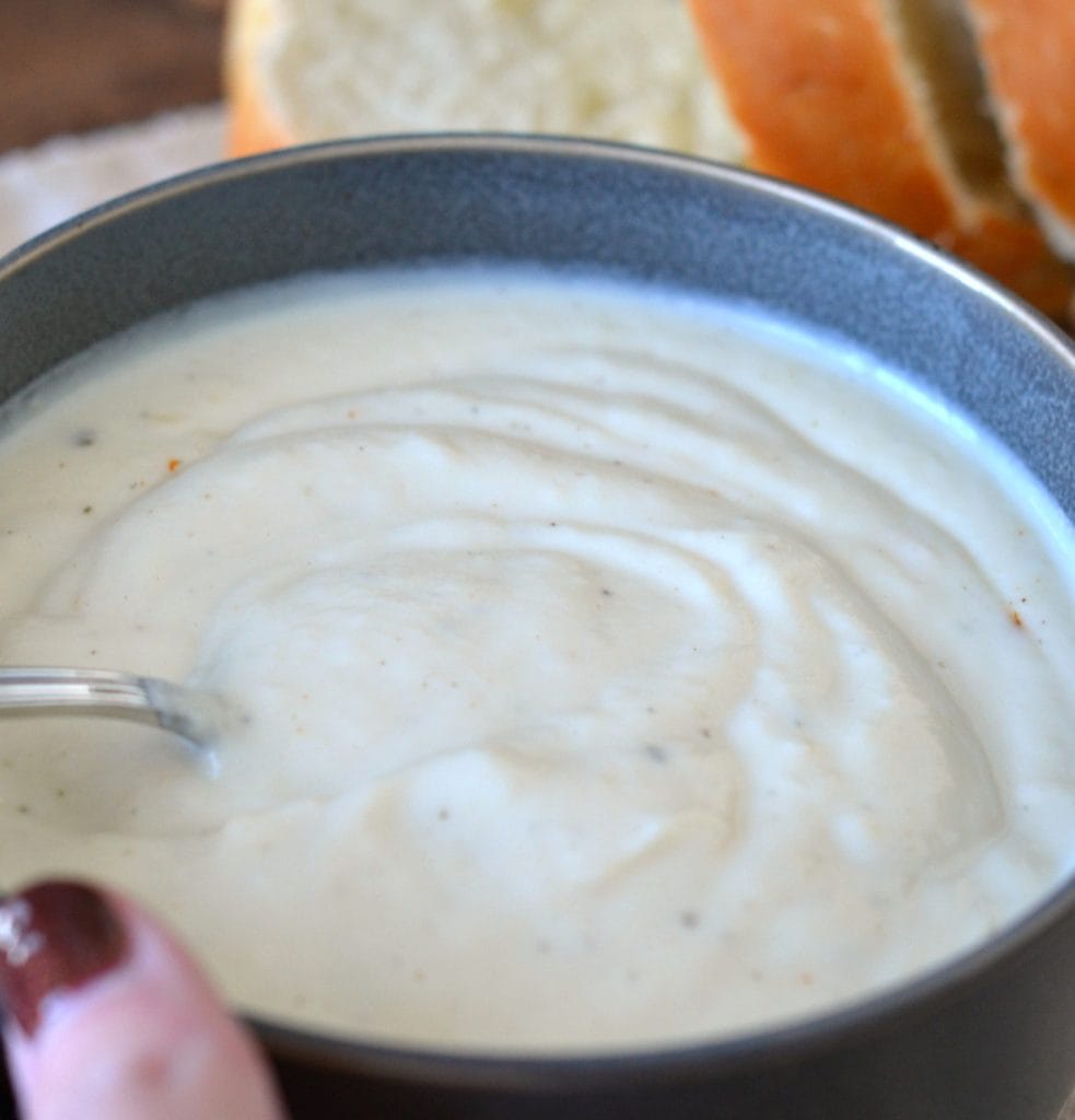 Instant Pot Creamy Cauliflower Soup