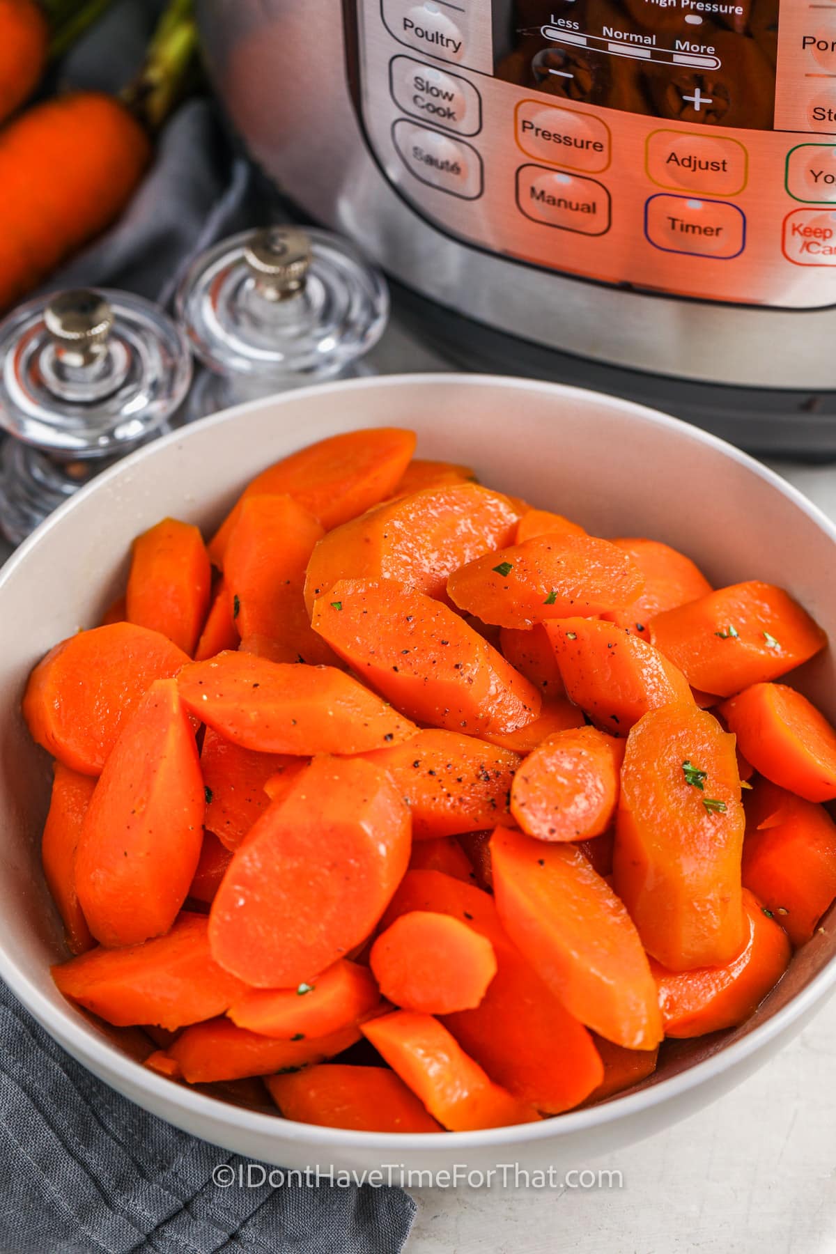 bowl of Instant Pot Carrots