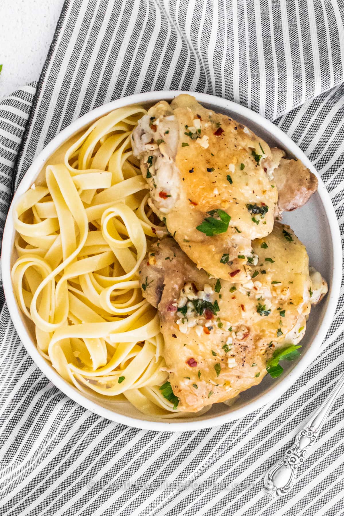 Instant pot creamy garlic chicken thighs hot sale